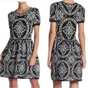 ROMEO + JULIET Couture Intarsia Knit Dress Size M